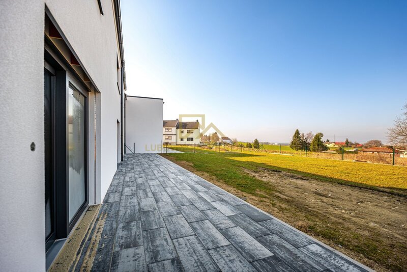 Prodej rodinného domu 4+kk, zahrada, terasa, parkovací místo, Hůry