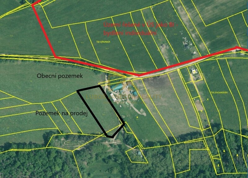 Prodej pozemků na okraji obce Boršov nad Vltavou
