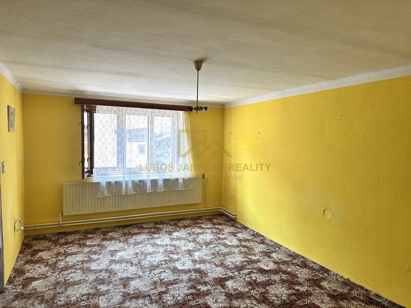 Prodej rodinného domu, uzavřený dvůr, zahrada 861 m2, Drahonice