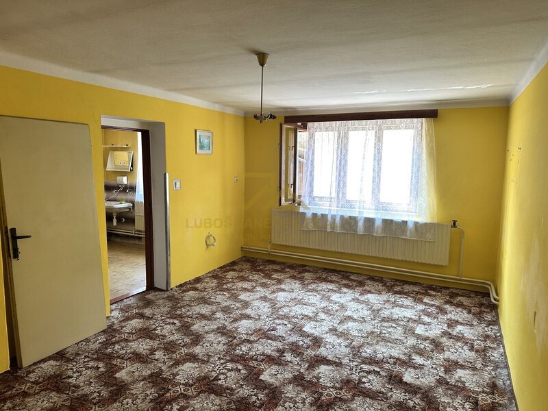 Prodej rodinného domu, uzavřený dvůr, zahrada 861 m2, Drahonice