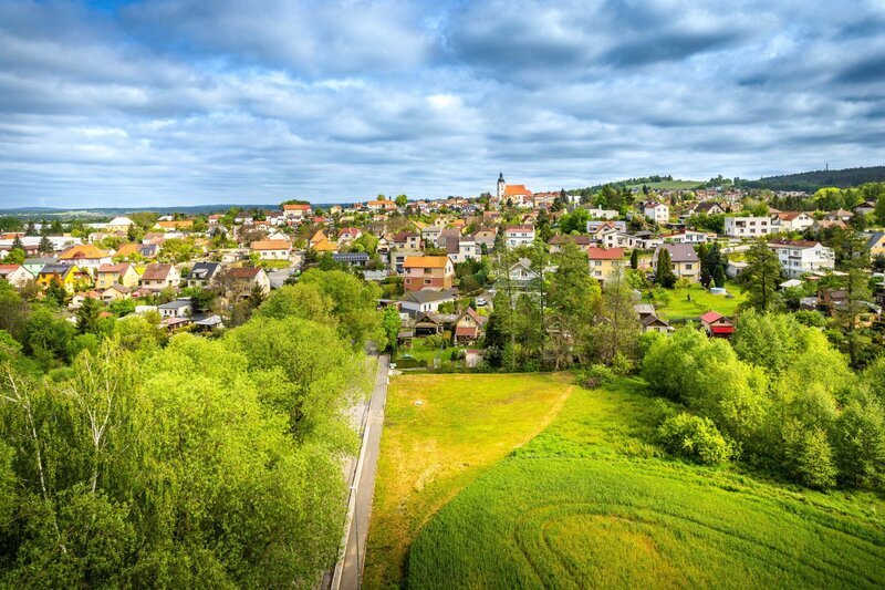 Prodej pozemku k výstavbě RD, 790m2, včetně projektu a povolení na dům a inženýrské sítě, Vráto