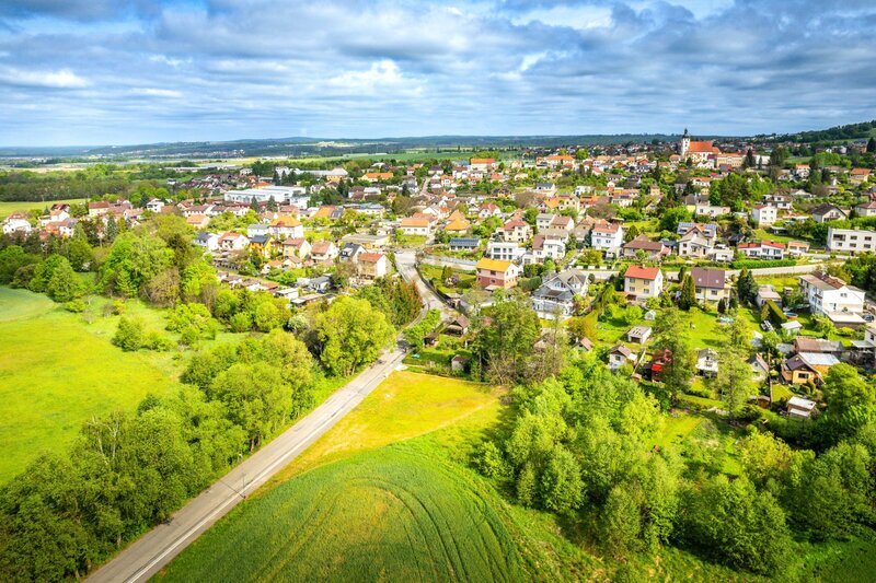 Prodej pozemku k výstavbě RD, 790m2, včetně projektu a povolení na dům a inženýrské sítě, Vráto