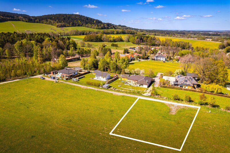 Prodej stavebního pozemku 1.400 m², Omlenice – Blažkov