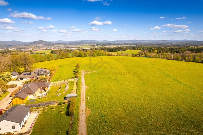 Prodej stavebního pozemku 1.400 m², Omlenice – Blažkov