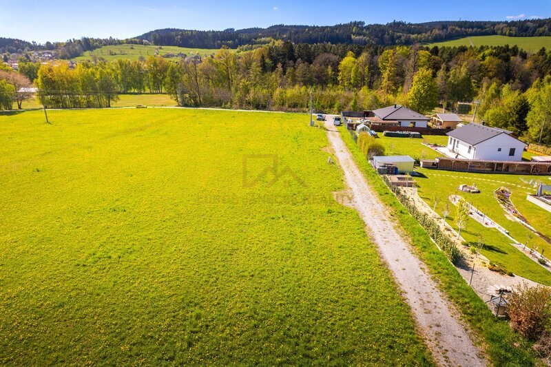 Prodej stavebního pozemku 1.400 m², Omlenice – Blažkov